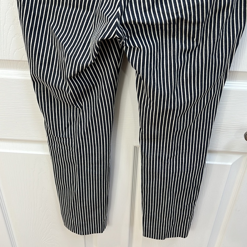 Banana Republic “Sloan” Blue and White Striped Dress Pant, size 2 - Picture 8 of 12